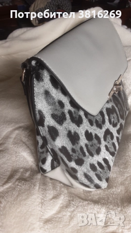 Чанта малка, снимка 5 - Чанти - 52540869