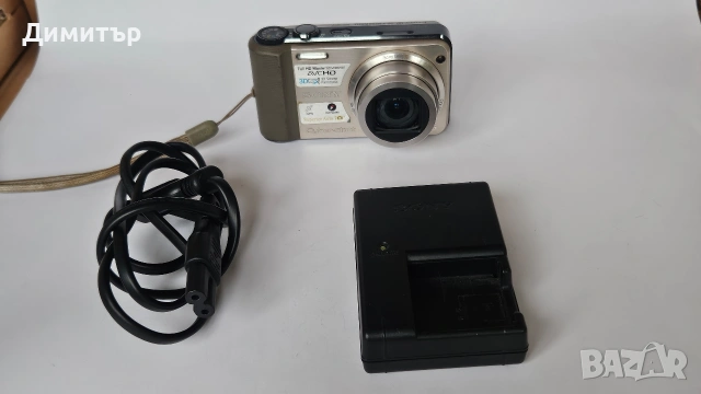 Дигитален фотоапарат Sony Cyber-shot DSC-HX7V 16.2MP Digital Camera 10x Zoom камера фото , снимка 14 - Фотоапарати - 53424411