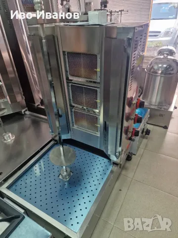 Продавам дюнер машини с долен мотор