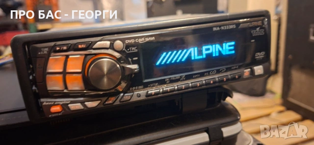 CD приемник Alpine INA-N333RS с навигационни възможности.