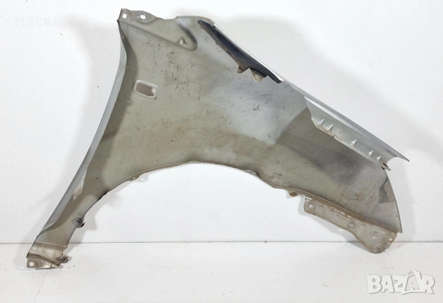 Преден Ляв Калник Toyota Corolla Verso Тойота Корола Версо 2004г-2008г, снимка 2 - Части - 53774436