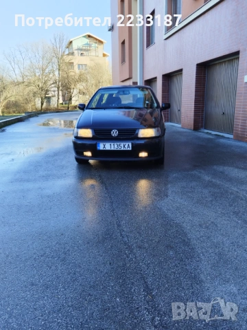 VW Polo 1.4i Климатик, снимка 8 - Автомобили и джипове - 53110190