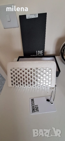 Love Moschino ново оригинално портомоне, снимка 2 - Портфейли, портмонета - 53209800