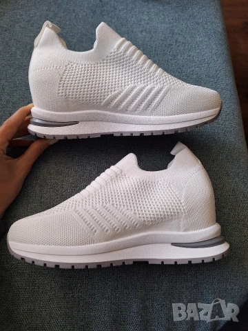 Бели кецове на платформа 7.5 см НОВИ