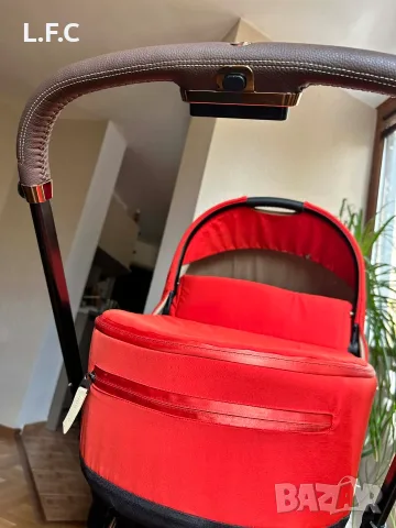 Бебешка количка Cybex Priam 4, снимка 5 - Детски колички - 56364687