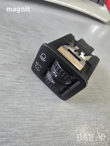 Бутон регулиране фарове Volkswagen Passat B7 2010-2014, снимка 3 - Части - 53560347