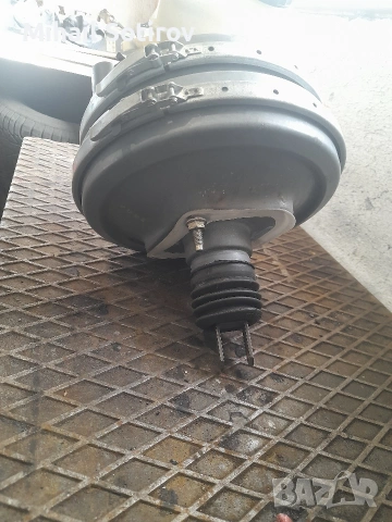 Серво усилвател Мерцедес, снимка 2 - Части - 53537396