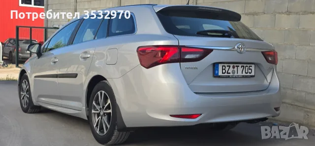 Toyota Avensis 1.8 , 86.000km, снимка 14 - Автомобили и джипове - 56304036