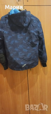 2 броя зимни якета плюс термо бельо , снимка 4 - Детски якета и елеци - 53412924