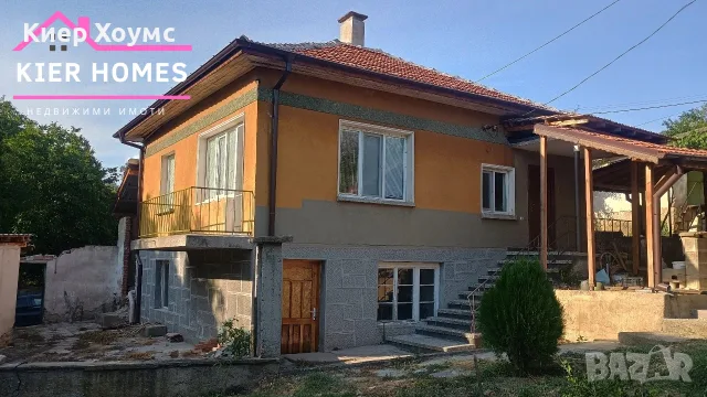 Къща с голям двор в с. Змейово, обл. Стара Загора, снимка 3 - Къщи - 56200045