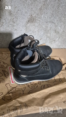 Юношески черни боти Fila - номер 40 (25 см), снимка 3 - Детски боти и ботуши - 53757497