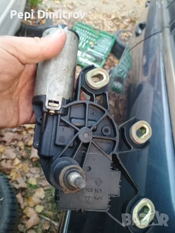 VALEO 404560B A2038204642 A ОРИГИНАЛЕН MERCEDES BENZ W203 C КЛАСА КОМБИ МОТОР НА ЧИСТАЧКАТА НА ЗАДНО, снимка 3 - Части - 47779879