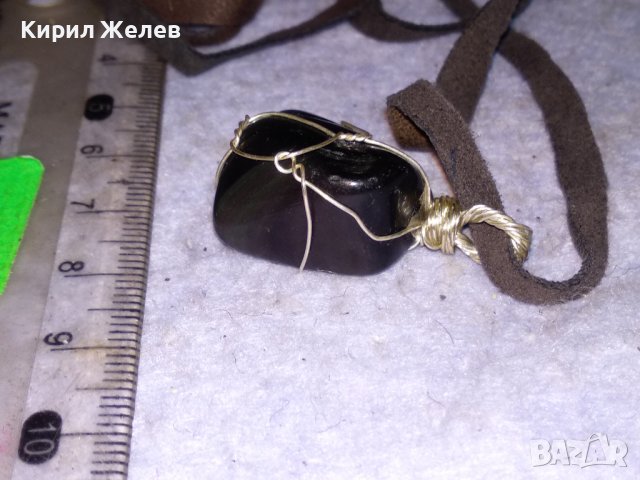 КРАСИВ ВИНТИДЖ - АРТ МЕДАЛЬОН НАТУРАЛЕН КАМЪК ЧЕРЕН АХАТ с ШНУРЧЕ от ВЕЛУР 21268, снимка 8 - Колиета, медальони, синджири - 41483291