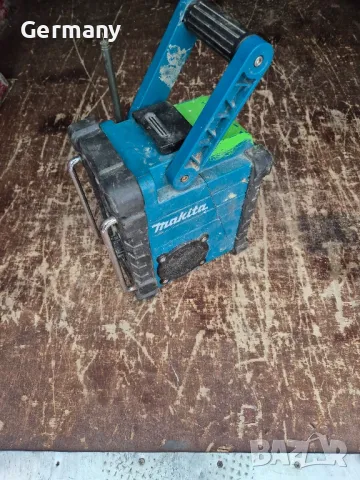 радио макита makita за ремонт, снимка 3 - Радиокасетофони, транзистори - 49778507