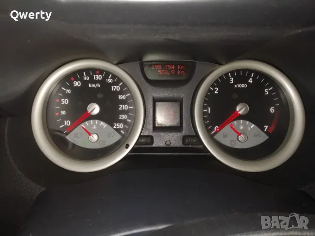 Renault Megane II 1.6 EVRO4, ГАЗ, снимка 8 - Автомобили и джипове - 49241381