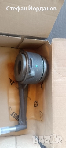 маслена помпа пасат цц 2008 2.0 тди цена 200 и лагерна помпа ,,Закс,,цена 150 лв , снимка 4 - Части - 52377781