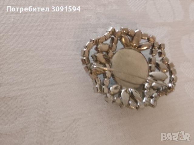 Винтидж съветска брошка. Брошка със зелени кристали-   камъни. , снимка 3 - Антикварни и старинни предмети - 44396471