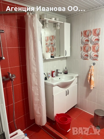 Две къщи в един парцел, снимка 9 - Къщи - 53826804