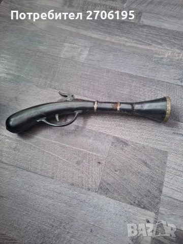 Руски метален пиратски пистолет-играчка