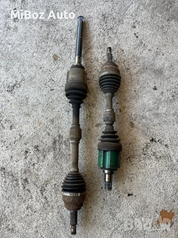 Полуоска полуоски Мицубиши Аутлендър 2 Mitsubishi Outlander (2006-2012)