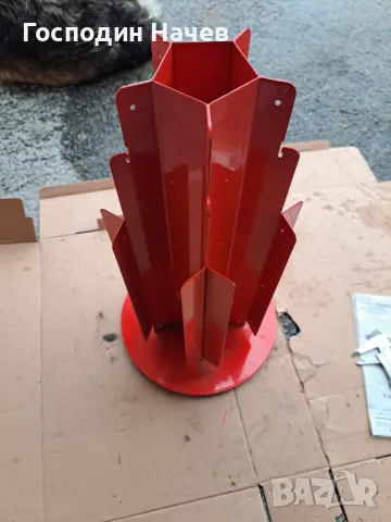 Въртяща се стойка за продукти