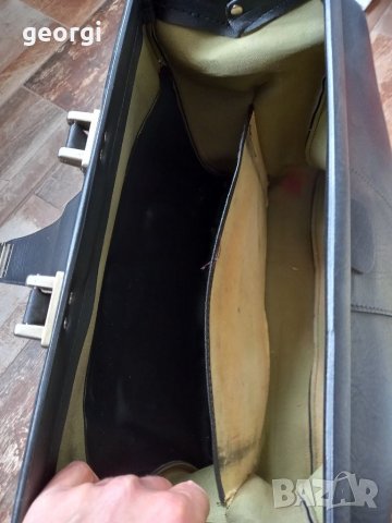 Ретро немска кожена чанта , снимка 8 - Чанти - 39415321
