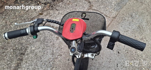 Електрическа триколка за възрастни + зарядно, снимка 9 - Инвалидни колички - 52085752