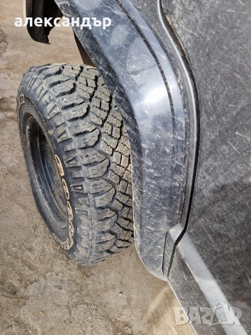 гуми за джип 235/75/15, снимка 5 - Гуми и джанти - 53778480