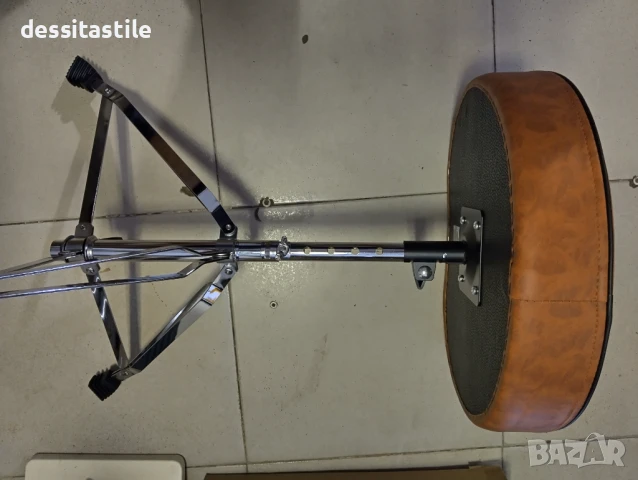 Олекотени столчета и стол тип трон за барабани или друго, снимка 7 - Ударни инструменти - 42838673