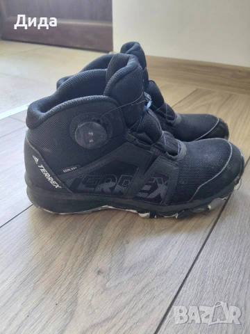 боти Adidas terrex, снимка 2 - Детски обувки - 53189715