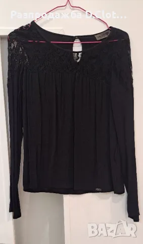Numph дамска блуза черна с дантела