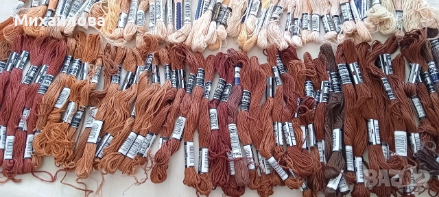 Конци за бродиране"Ljubica", Пъпетс и Ариадна-250 бр., снимка 9 - Гоблени - 43686481