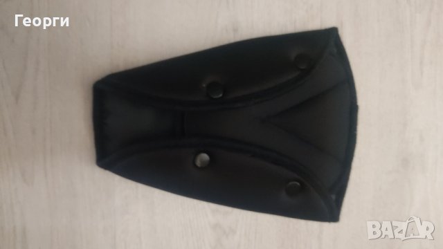 Устройство, което смъква височината на колана за дете в колата.