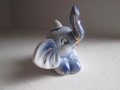 Слонове различни и висулка: 2 обувки и синьо слонче, слон обувка с ток фигура статуетка, снимка 3