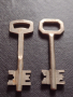 Два стари ключа за сейф,брава редки за КОЛЕКЦИЯ ДЕКОРАЦИЯ БИТОВ КЪТ 45919, снимка 1 - Други ценни предмети - 44708092