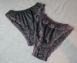 S/XS нови черни лъскави сатенирани бикини с лилава дантела, снимка 1