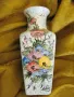 Авторска порцеланова ваза ,ръчно рисувана, подпис, снимка 1