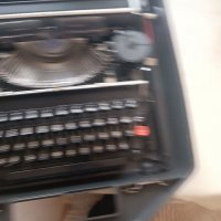 Пишеща машина Хеброс 1300 Ф, снимка 5 - Антикварни и старинни предмети - 40148360