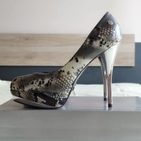 Елегантни обувки Blink, змийска шарка,38 номер , снимка 2 - Дамски елегантни обувки - 41437746