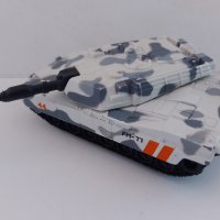 Maisto Tank Bravo, снимка 3 - Колекции - 41632397
