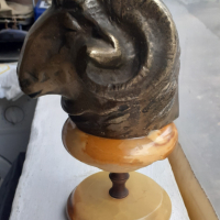 Овен - страхотна статуетка от бронз с постамент от оникс, снимка 5 - Антикварни и старинни предмети - 44657830