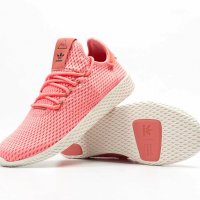 оригинални маратонки  adidas Tennis HU Pharrell Tactile Rose номер 41,5-42, снимка 1 - Маратонки - 39900505