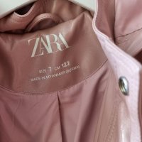 Дъждобран шлифер Zara, снимка 2 - Детски якета и елеци - 41351624