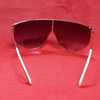 очила GUESS, снимка 4 - Слънчеви и диоптрични очила - 42361435