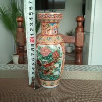 Продавам 3 бр.красиви и стилни вази.Порцелан-Китай.Голямата е маркирана.Цената е за всичките., снимка 6 - Вази - 44395624