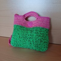 Плетена цветна чантичка, снимка 5 - Раници - 41630926