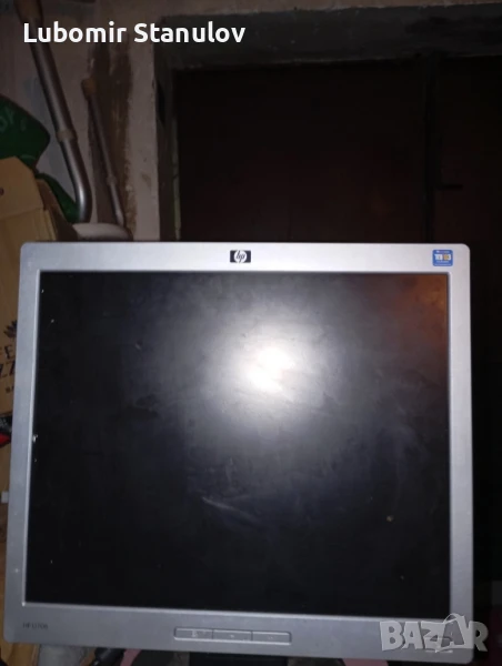 Мониторът HP L1706, снимка 1