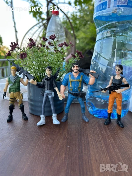 Колекционерски фигурки Fortnite войници / Фортнайт, снимка 1