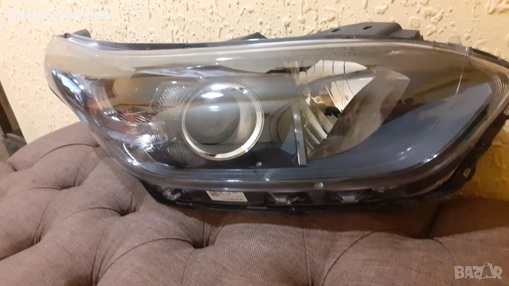 десен фар за Kia Ceed без забележки, снимка 1