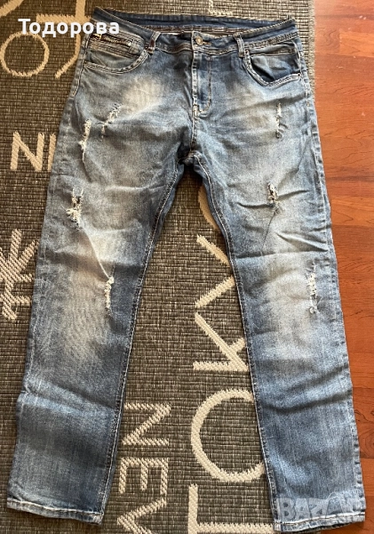 Мъжки дънки с кръпки, снимка 1